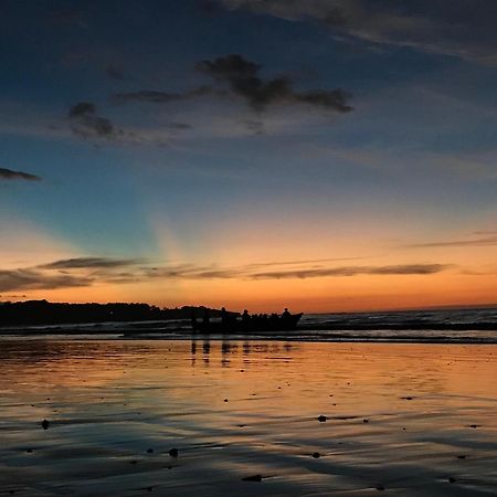 The Coast Beachfront Hotel Tamarindo Eksteriør bilde